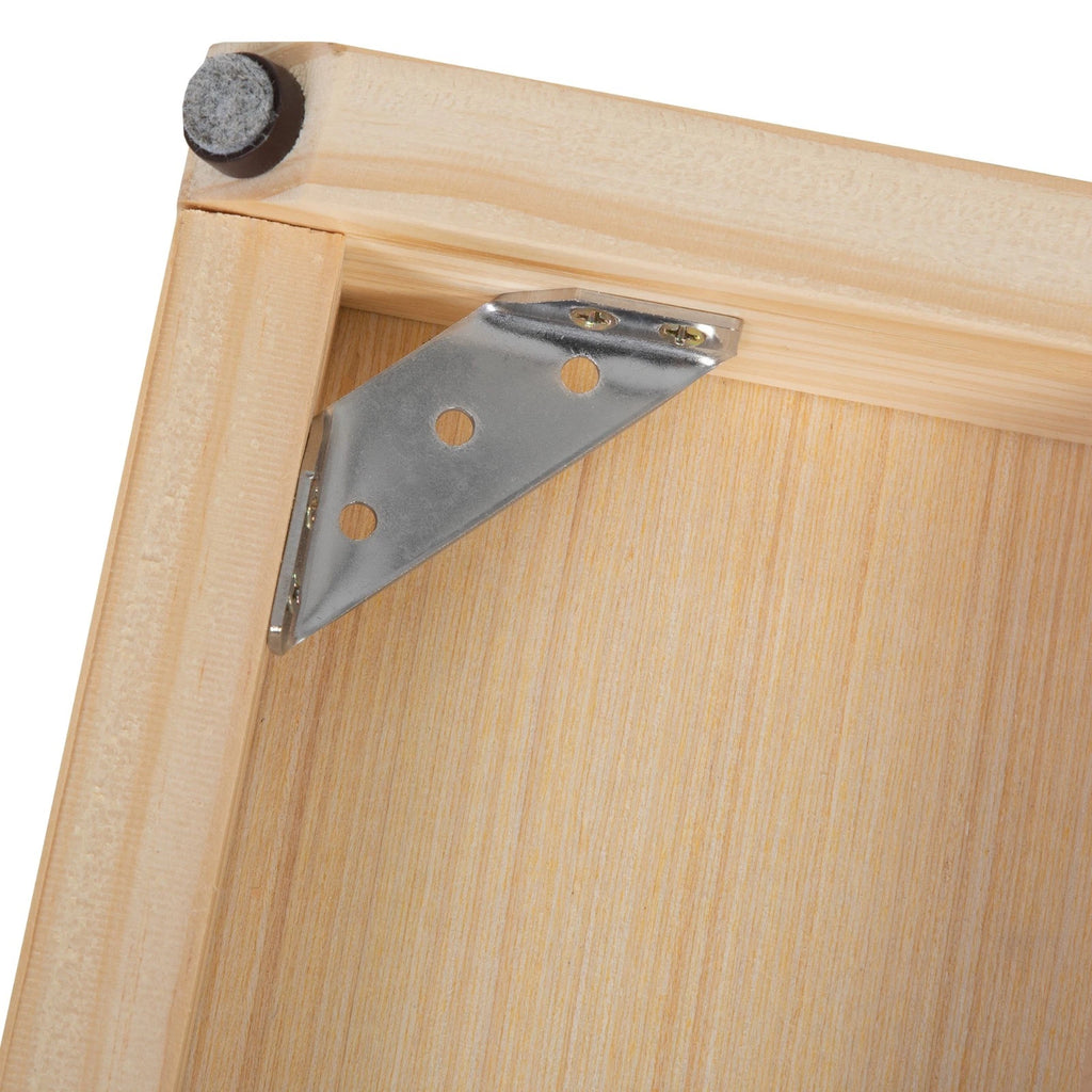 Close-up of the steel corner bracket and non-slip foot on the Henley & Bone dog ramp